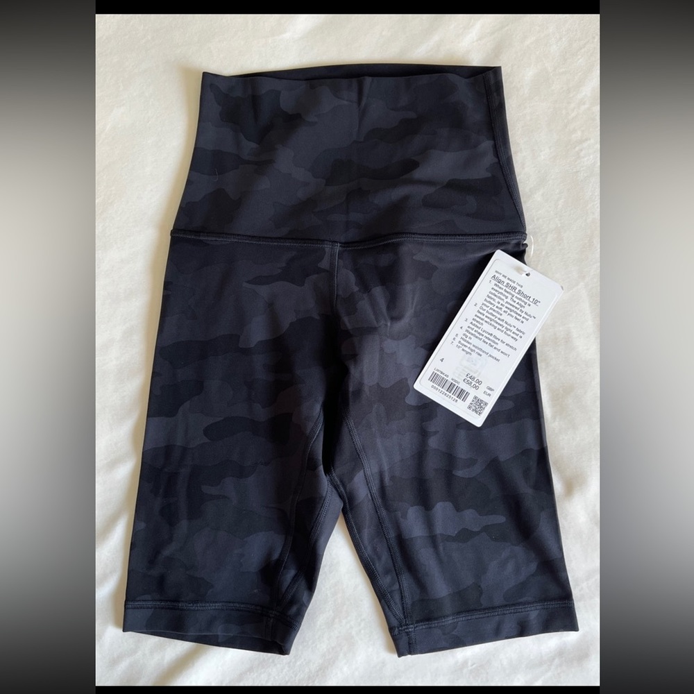 NWT Lululemon Align Camo Shorts HR short 10”